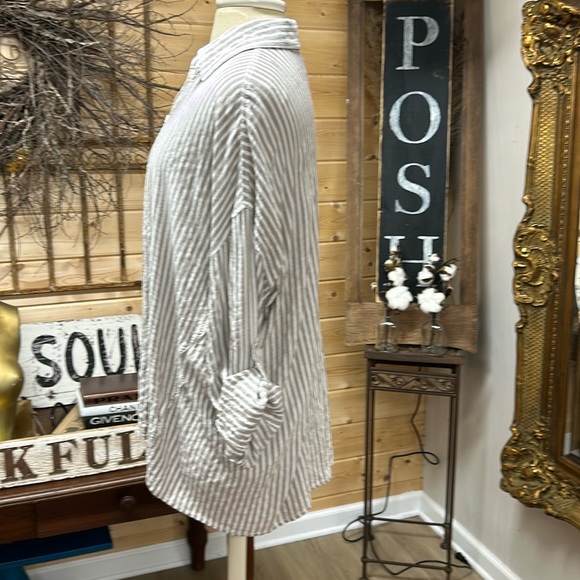 Soft crinkly wear with everything top - Picture 8 of 14